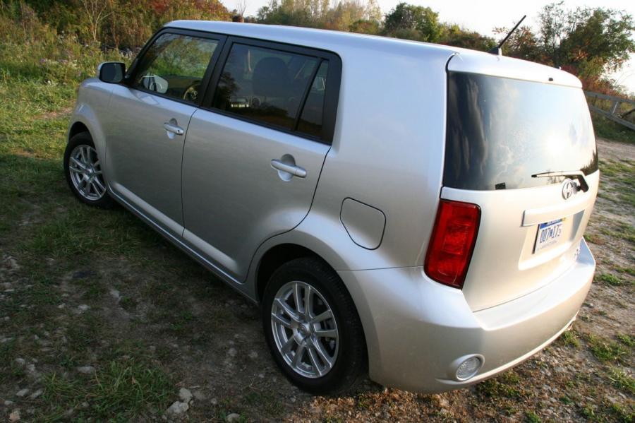  Scion xB 2007 года  (фото 75 из 221)